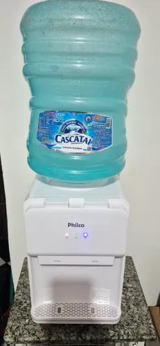 Vendo Bebedouro de mesa Philco 127V