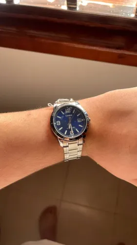 Relógio Casio Quartz Date ? Mostrador Azul ? Novo com Garantia e Manual ? Water Resist