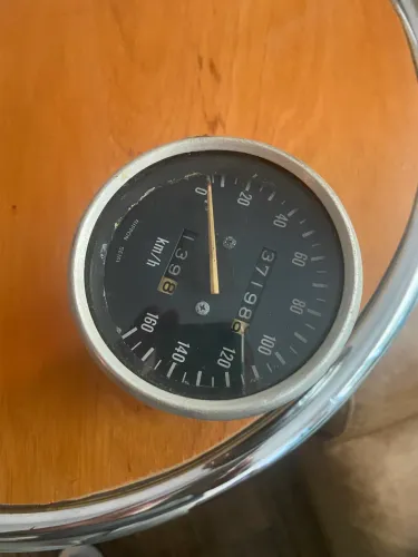 Velocímetro Suzuki Intruder 250