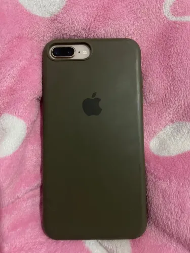 iPhone 8 Plus