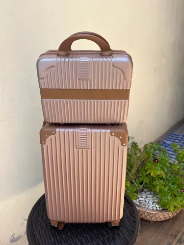 Mala de bordo  + frasqueira