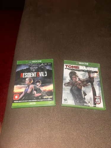 ? Jogos Xbox One Originais - Resident Evil 3 + Tomb Raider Definitive Edition