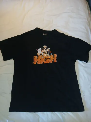 Camiseta HIGH (oversized P)