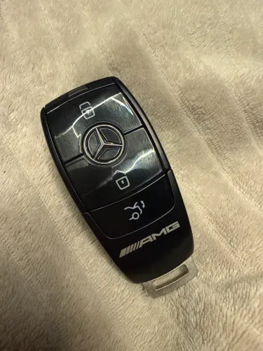 Chave reserva da Mercedes AMG 35