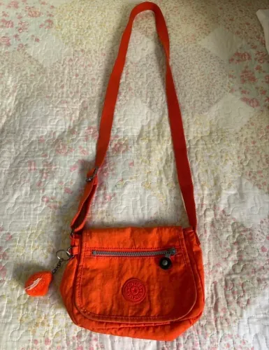 bolsa kipling laranja