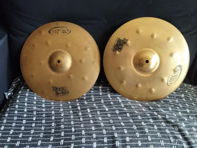 Hi hat Rage Bass 14" completo e sem trincados