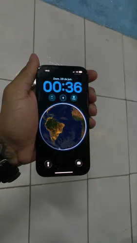 Vendo iPhone 16-128Gb