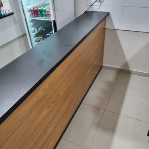 Balcão Comercial Profissional 1,80m - Estrutura Reforçada Para Seu Crescimento 