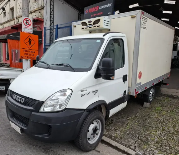 Iveco Daily 35s14 19/19 Bau Refrigerado