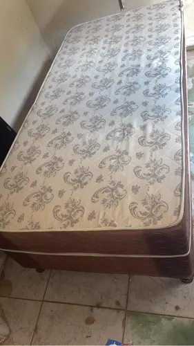 Cama de solteiro