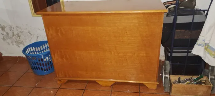Baú para guarda-roupas