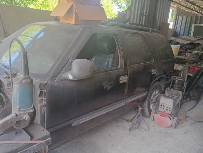 Chevrolet S10 Blazer DLX 4.3 V6 1999