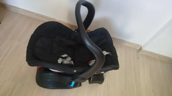 Bebê conforto com base