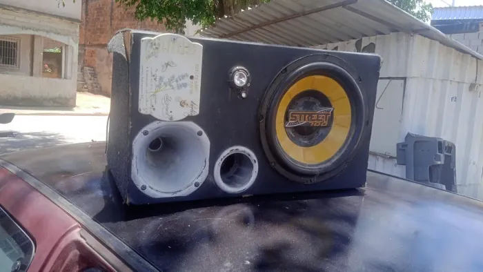 Vendo som de carro e módulo 