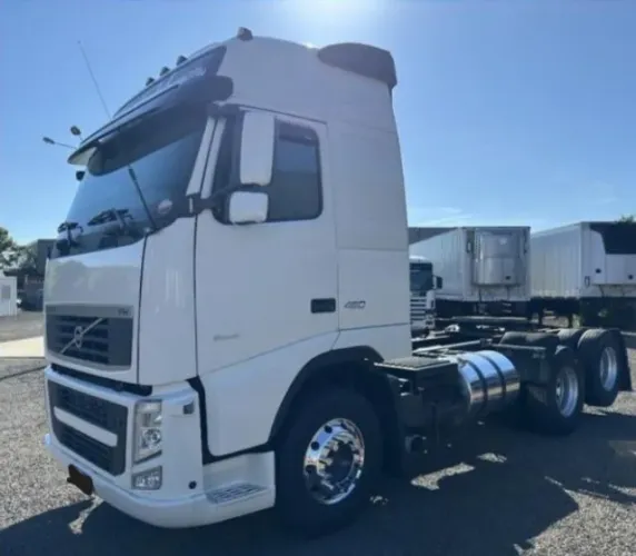 Volvo FH 460 6x2 ano 2015