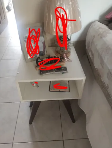 Mesinha para cabeceira de cama 