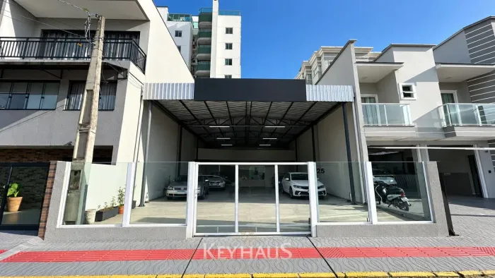 Galpão Novo | 200 m² | Dom Bosco - Itajaí