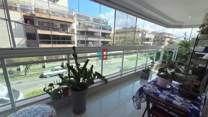 Recreio dos Bandeirantes | Apartamento 3 quartos, sendo 1 suite