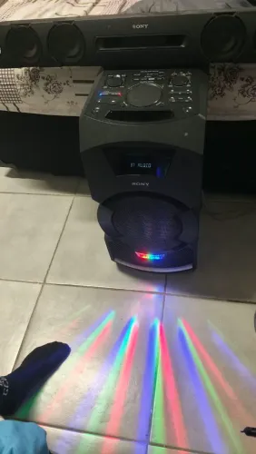 Caixa de Som Torre Sony (Mini System com Bluetooth)