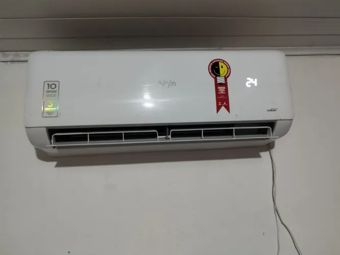 Ar-Condicionado Seminovo 12.000 BTUs Inverter