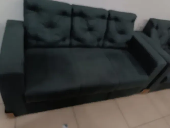 Sofa cinza escuro 3 e 2 lugares