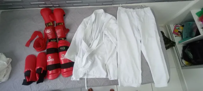 Kit Competição Kimono e material de proteção