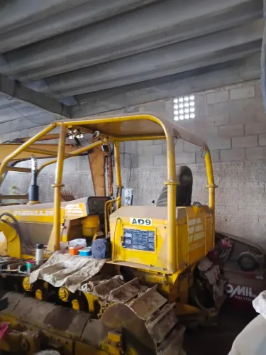 TRATOR DE ESTEIRA FIATALLIS AD9 (VENDO OU TROCO POR TRATOR MAIOR)