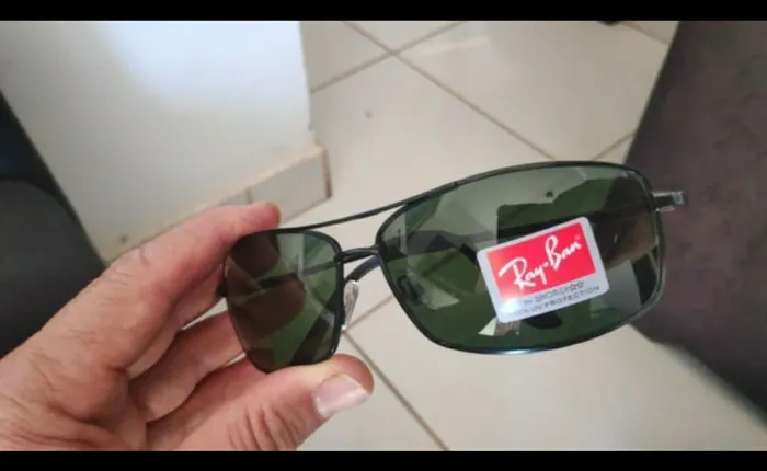 Óculos modelo Demolidor lente verde de cristal