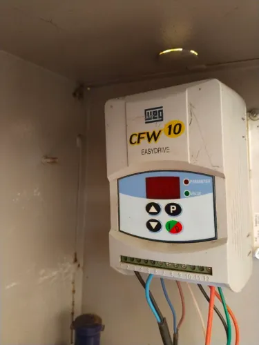 Inversor de frequência cfw10