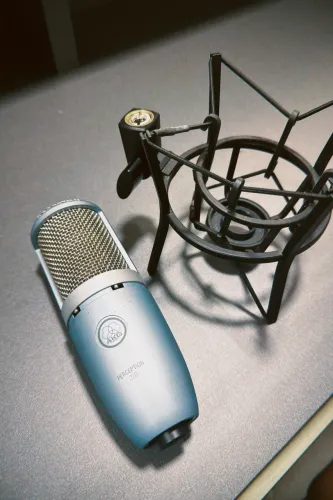 Microfone Akg Perception 220 True Condenser