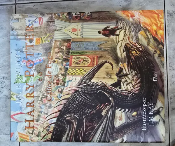 Harry Potter e o Cálice de Fogo - Versão Ilustrada