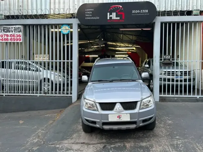 Mitsubishi Pajero TR4 2.0/ 2.0 Flex 16V 4X4 Aut. 2013