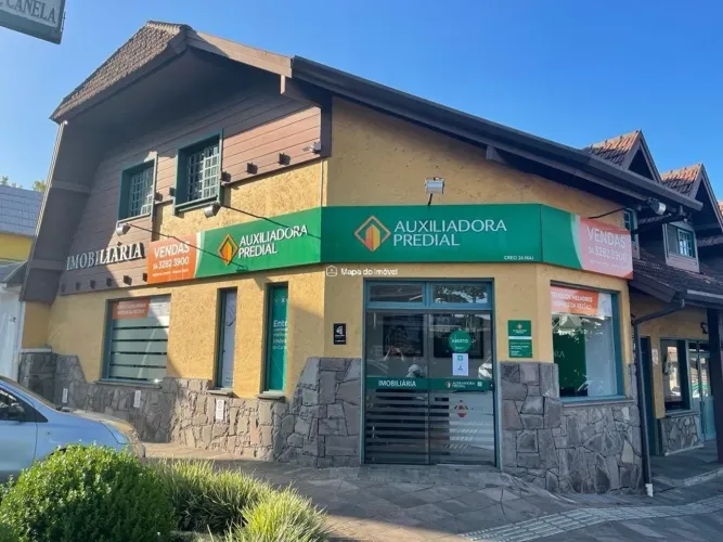 Loja comercial no centro de Canela!