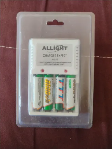 Carregador de pilha recarregável 