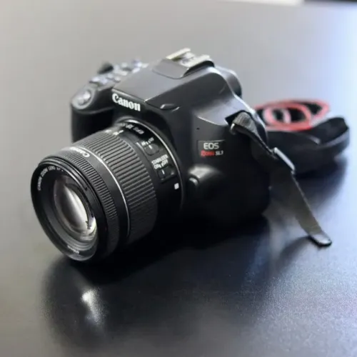 Câmera Canon Sl3