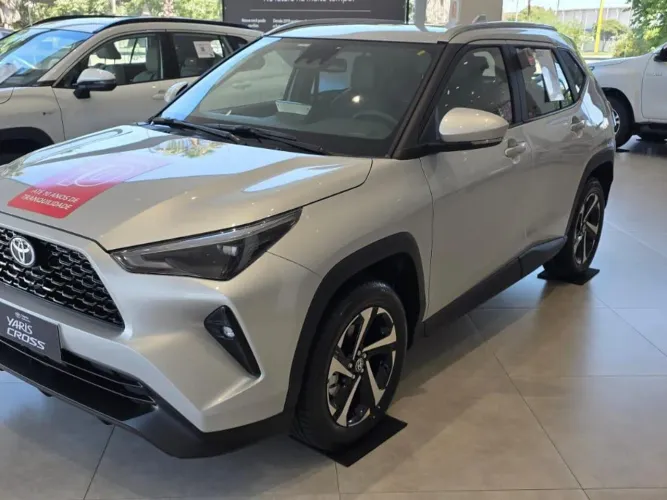Toyota Yaris Cross XRE 1.5 16V 5p Aut. 2026