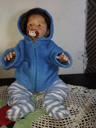 Beb reborn 48 cm novo menino