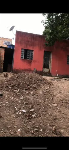 Vendo ou Troco Casa com lote 360mts