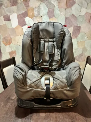 Cadeira automotiva infantil borigotto