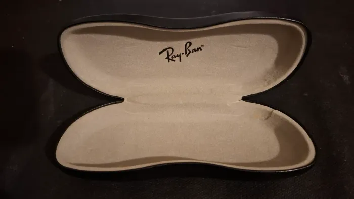 Case original Ray ban