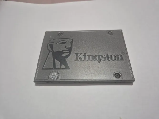SSD KINGSTON 240GB 2.5" + Case SSD/HD 2.5"