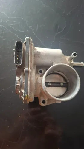 corpo de borboleta tbi etios