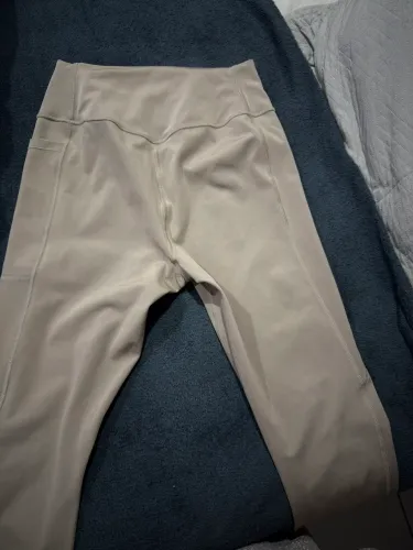 Calça Legging da adidas original nunca usada