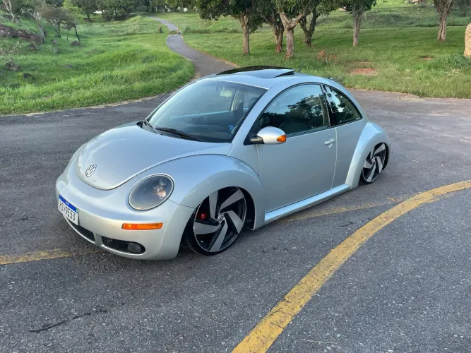 Volkswagen New Beetle 2.0 MI Mec./aut. 2008