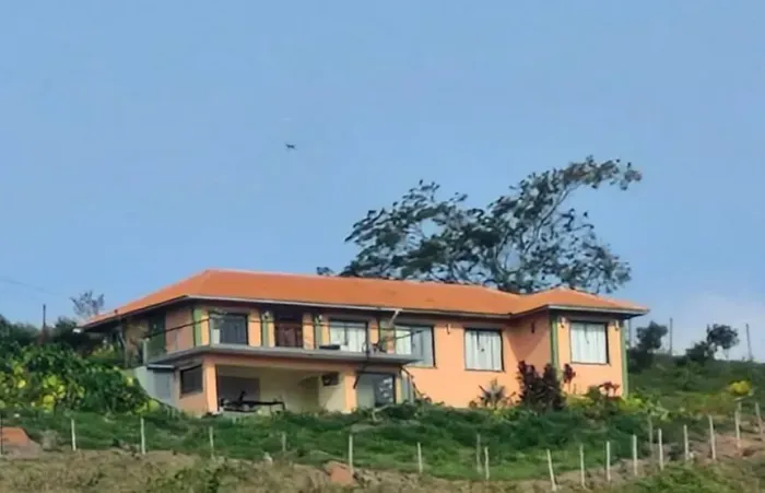 Fazenda/Sítio/Chácara para venda tem 170 metros quadrados com 3 quartos