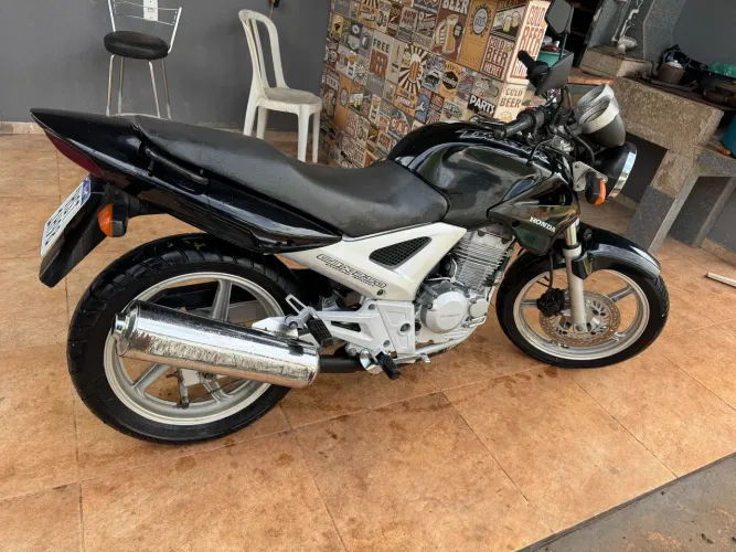 Vendo CBX TWISTER 250c