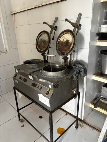 Fritadeira de pressão nova ind