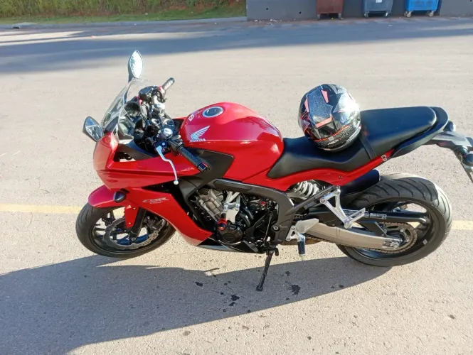 CBR650 ANO 2015. VALOR:37.000