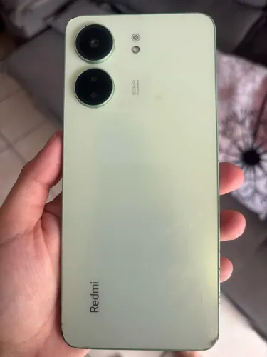 Celular barato Redmi 13c 