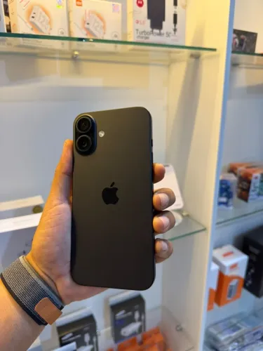 iPhone 16 plus 126 gb funcionando tudo perfeitamente bateria 96%